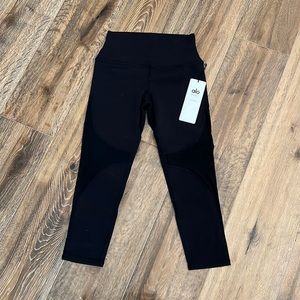 ALO Yoga high waist capri pants S
